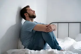 علل اصلی کاهش میل جنسی در مردان + راه‌های مقابله با کاهش میل جنسی در مردان