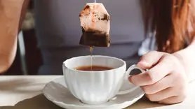 با خواندن این مطلب دیگر چای کیسه ای استفاده شده را دور نمی ریزید!