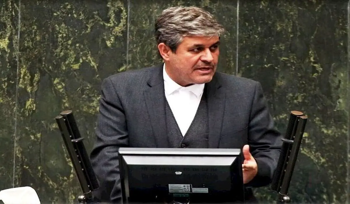تاجگردون: هرچقدر ماشین را گران کنند تعرفه واردات را بیشتر کاهش می‌دهیم