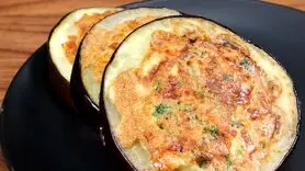 فیلم/طرز تهیه مینی پیتزای بادمجان + شام فوری با طعم بی نظیر