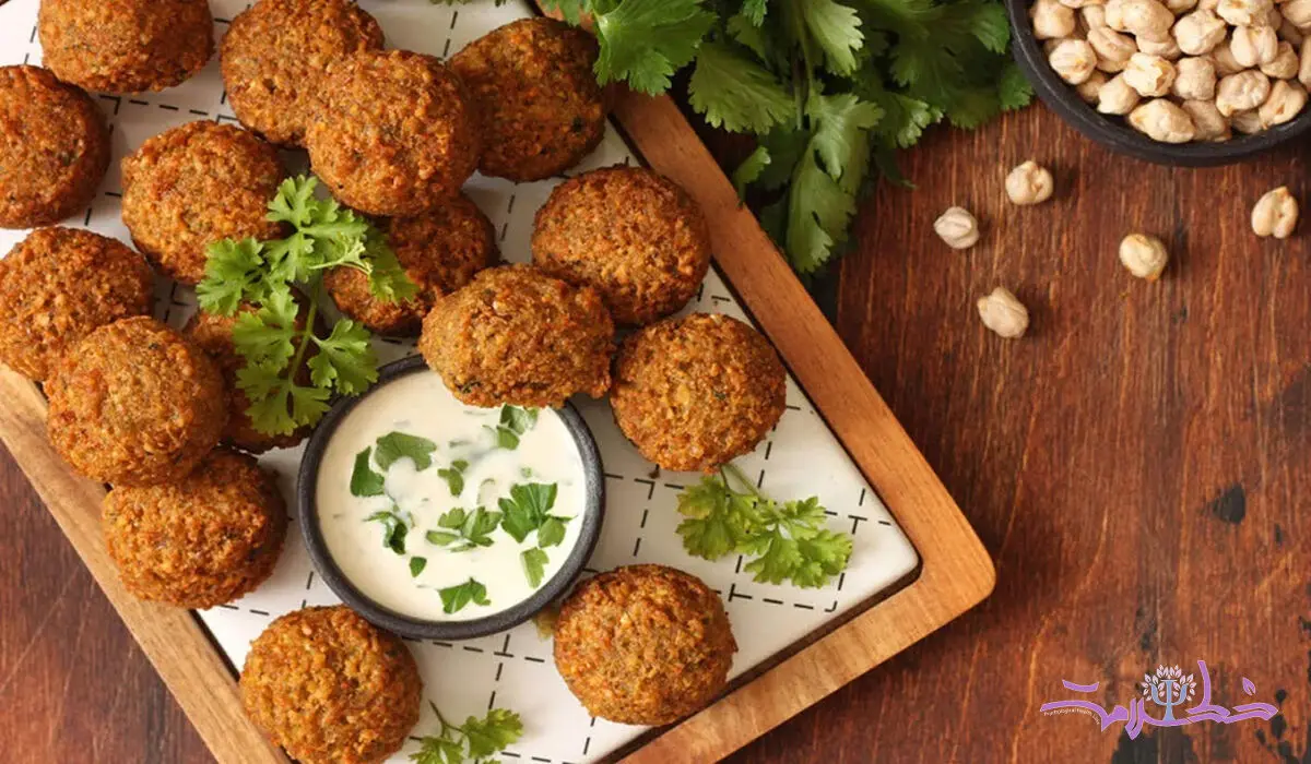 فلافل؛ فقط یک غذای خیابانی نیست! مغز از نخودش چه می‌گیرد+ طرز تهیه
