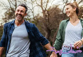 چرا عشق واقعی نیازمند «گام های آرام» است؟