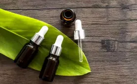 فواید و مضرات روغن مورچه