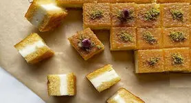 طرز تهیه کیک باقلوایی با عطر زعفران خوشمزه‌تر از تصور