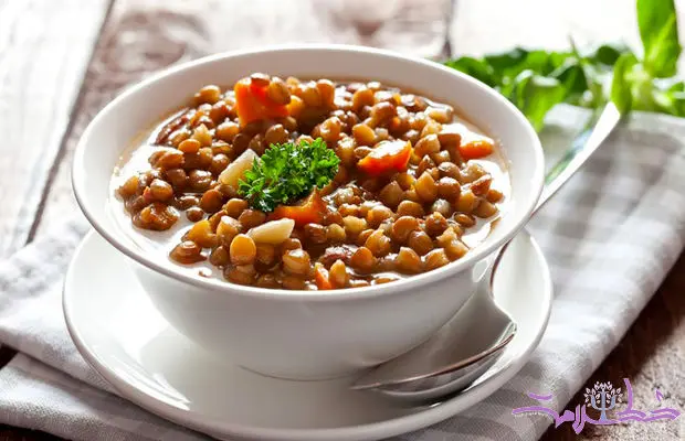 خوراک عدس و سبزیجات؛ غذای فوق ارزان و مقوی برای روزهای سرد و بی انرژی