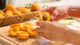 8 فایده اعجاب انگیز زردآلو برای سلامتی + زردآلو خشک بهتر است یا تازه؟