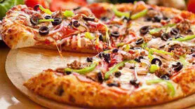 برای ناهارت پیتزا سیب زمینی درست کن + طرز تهیه