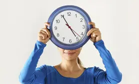 کرونوتراپی چیست؟ + درمان ها و تکنیک های کرونوتراپی / بازگشت به این ریتم برای سلامت روان!