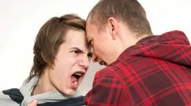 اختلال سلوک چه علائمی دارد؟ + این پراخشگری ها چقدر ارثی است 