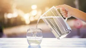بهترین زمان نوشیدن آب به گفته متخصصان/ با این فرمول حداکثر فایده را می برید