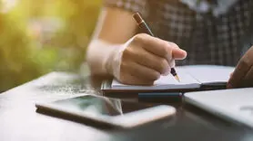 چپ‌ دست‌ها واقعاً خلاق‌ ترند؟ بررسی علمی و روانشناختی