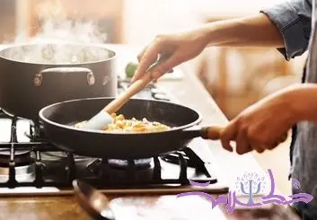 چرا حذف وعده‌های غذایی به سلامت روان آسیب می زند؟