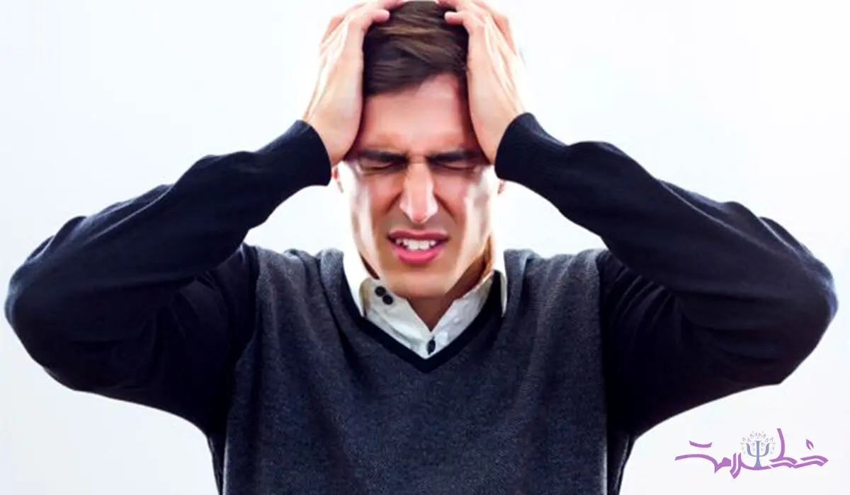 ۴ حرکت طبیعی برای کاهش سردرد