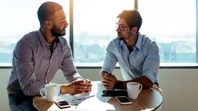 باهوش ها در 5 دقیقه اول ملاقات این کارها را انجام می دهند