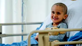 چگونه سرطان خون کودکان را در سنین پایین تشخیص دهید؟ + این 8 علامت را بخاطر بسپارید
