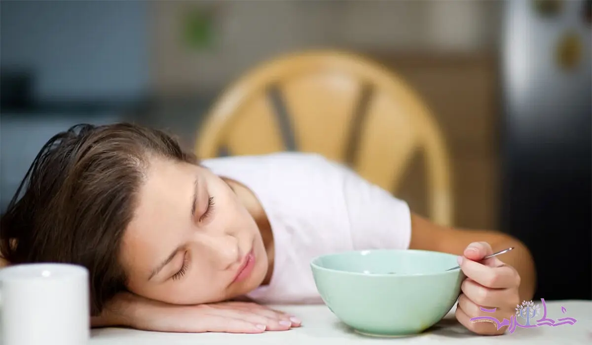 آیا خواب‌آلودگی بعد از غذا خوردن علامت دیابت است؟