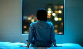 فقط دو شب بی خوابی شما را ۴ سال پیرتر کند!