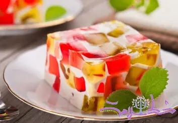 خواص و مضرات ژله بستنی؛ دسر رنگارنگ اما بحث‌برانگیز!
