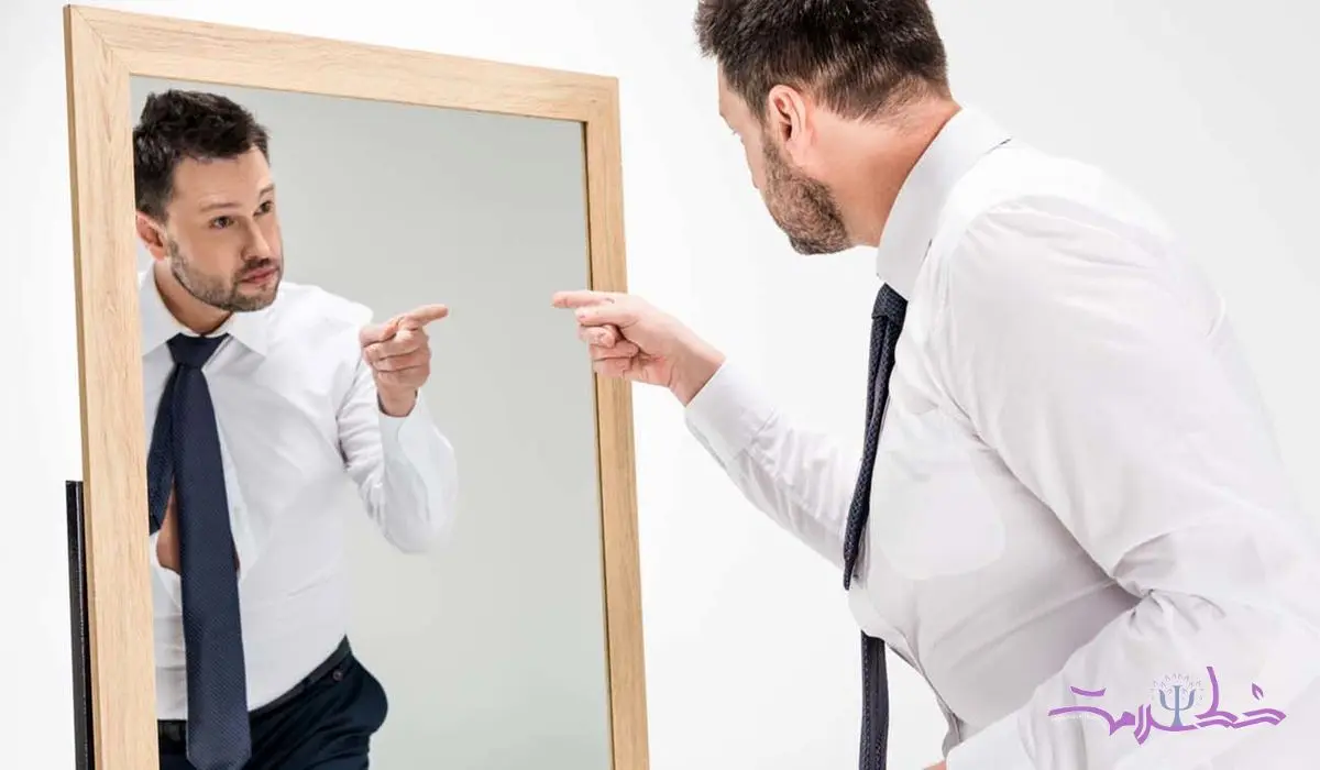 ۵ روش رایج خودسرزنشی که سلامت روان شما را تهدید میکند