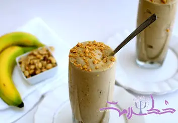 نوشیدنی طبیعی برای افزایش انرژی + طرز تهیه شیک انرژی‌زا با موز و بادام