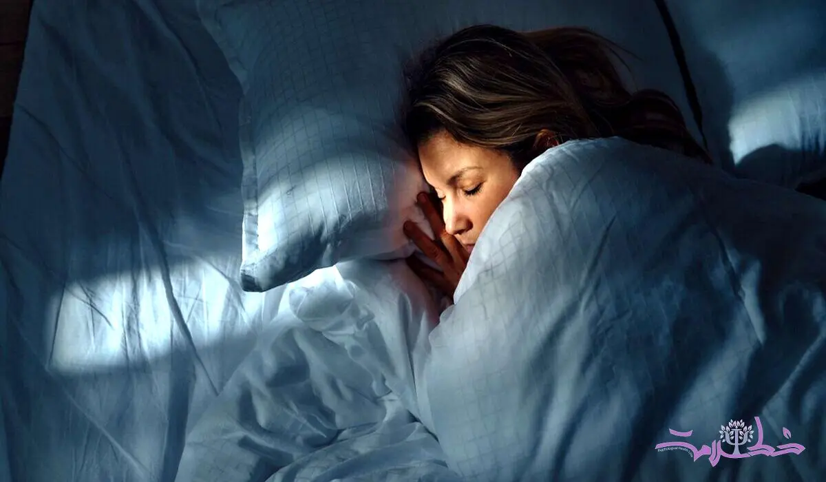 چرا ساعت ۳ یا ۴ صبح از خواب بیدار می‌شوید؟