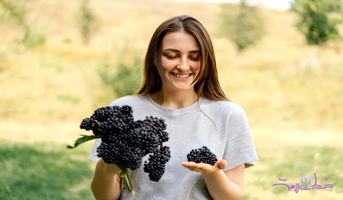 تاثیر شگفت انگیز خوردن منظم انگور روی چشم