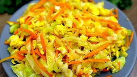 فیلم/ طرز تهیه سالاد کلم و تخم مرغ  خوشمزه و فوری + ارزان و بدون گوشت