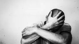 چرا مردها در سوگواری ضعیف عمل می‌کنند و چگونه می‌توانند بهتر شوند؟