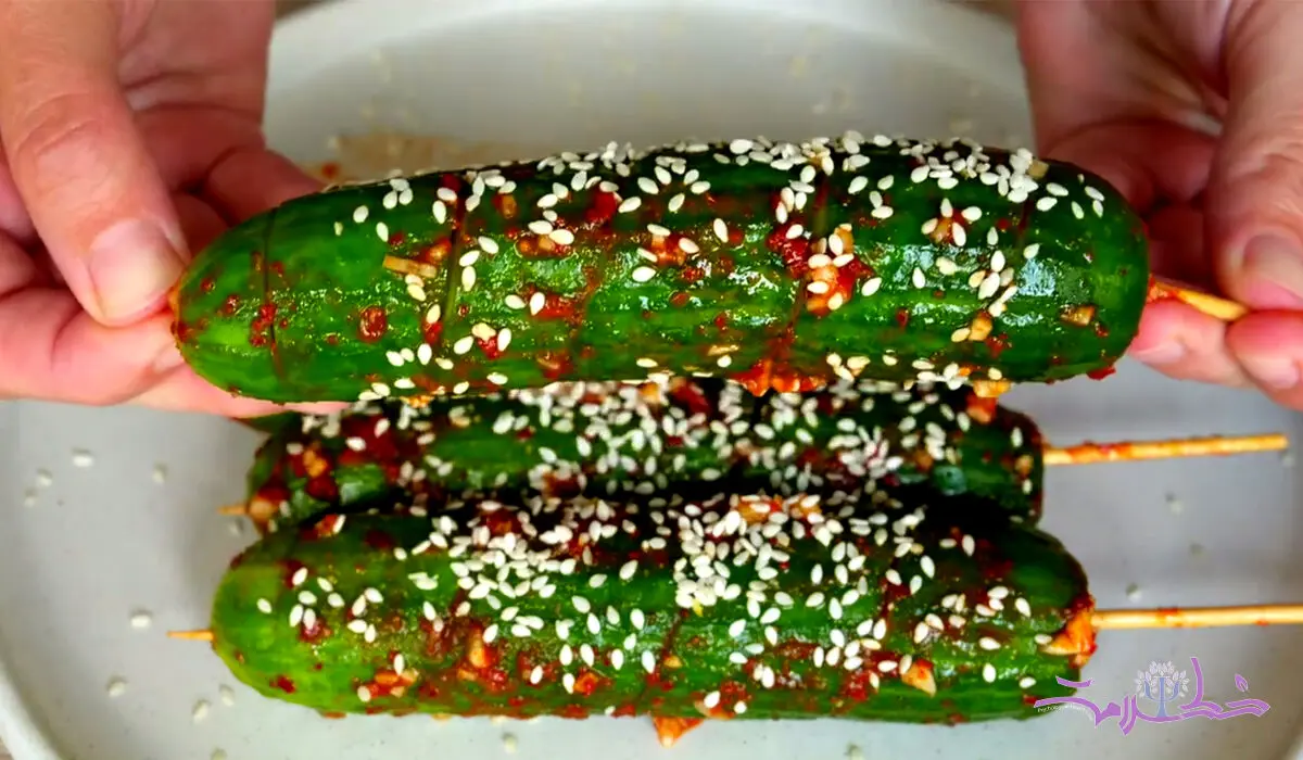 فیلم/ طرز تهیه کیمچی خیار به سبک کره ای ها