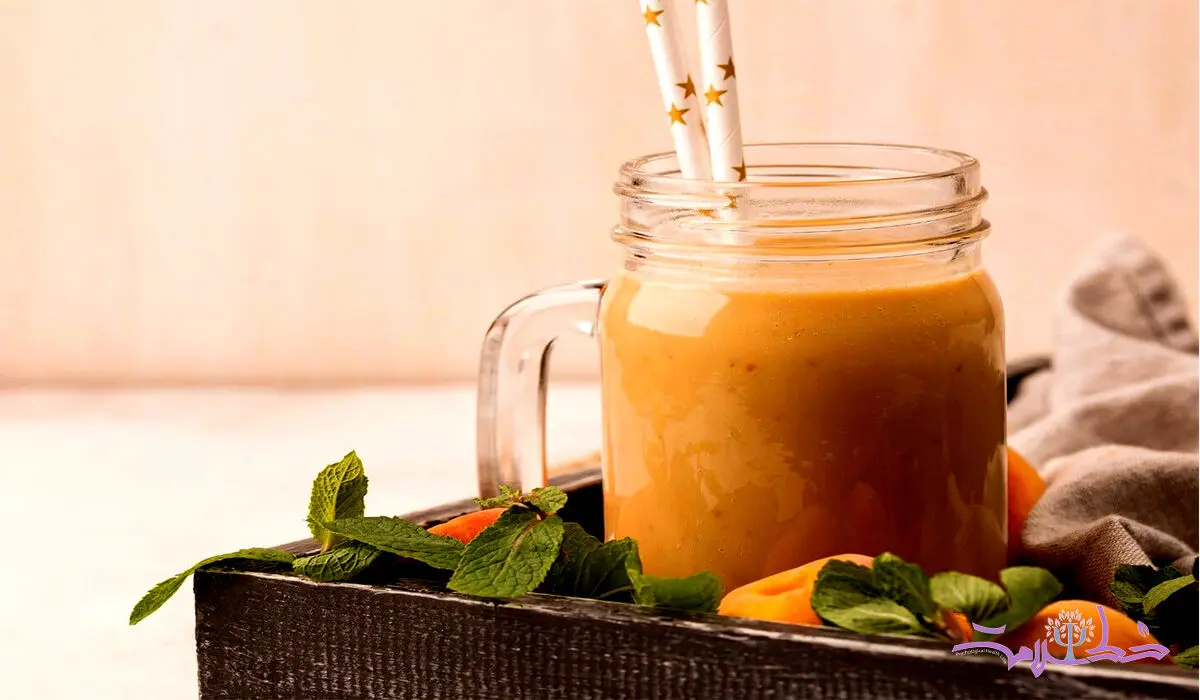 طرز تهیه اسموتی زردآلو به 2 سبک برای تابستان