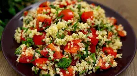 فیلم / طرز تهیه سالاد بلغور گندم رژیمی + ارزان و فوری