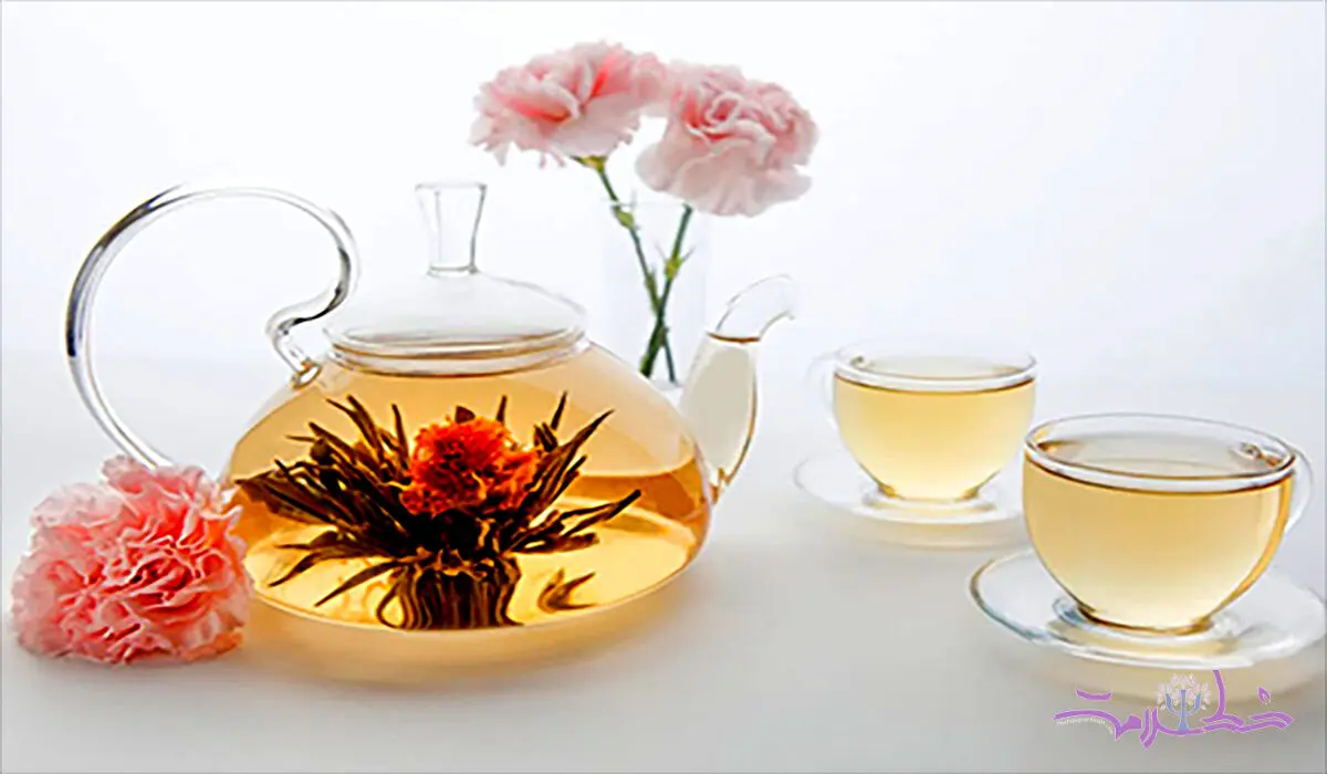 چای بلومینگ چیست؟ چه کسانی نباید این نوع چای بخورند؟