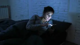 به تعویق انداختن خواب