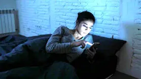 به تعویق انداختن خواب