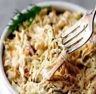 طرز تهیه متفاوت سالاد مرغ با کلم 
