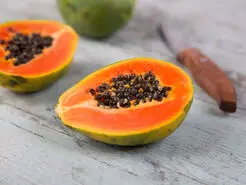 فواید شگفت انگیز پاپایا برای چه افرادی دردسرساز است؟