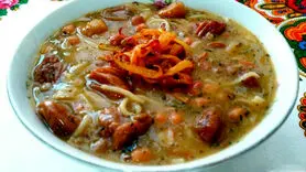 طرز تهیه آش سنتی آلو مقوی و لذیذ + فیلم
