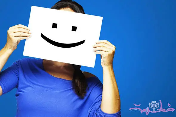 چرا نباید برای رسیدن به خوشبختی تلاش کرد؟ + پارادوکس شادی چییست؟