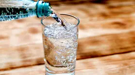 آیا نوشیدن آب گازدار موجب سنگ کلیه می شود؟ 