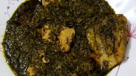 طرز تهیه خورشت ریحان خواهر خوانده قورمه‌سبزی