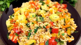 فیلم/ طرز تهیه برنج سرخ شده به سبک کره ای + ارزان و بدون گوشت