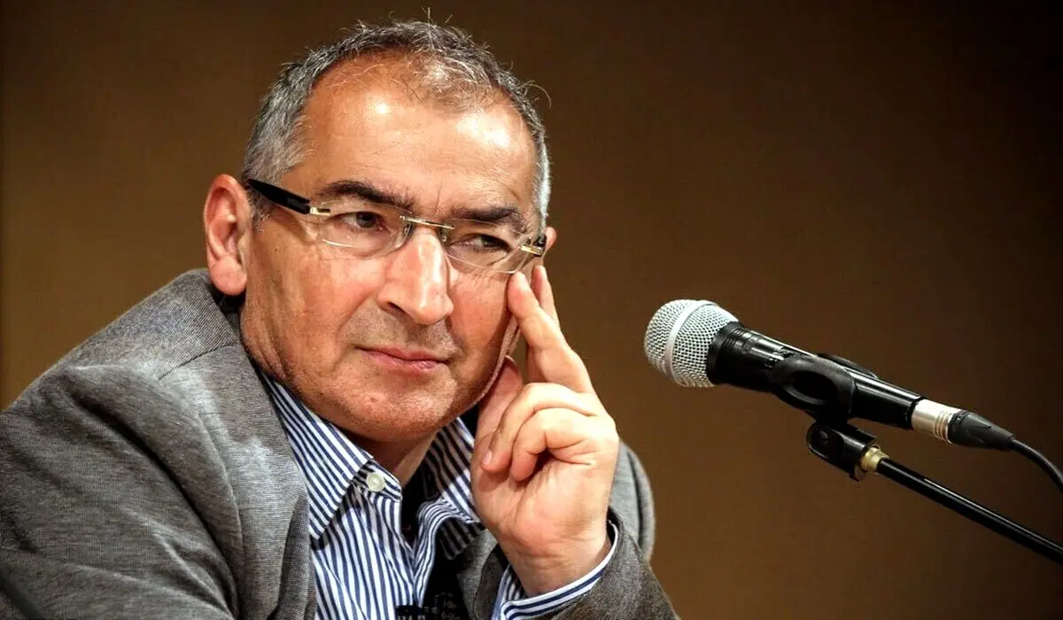 زیباکلام : از صدر تا ذیل اقتصادمان دولتی است و حاصل شده اقتصاد فاسد و ناکارآمد دولتی ما